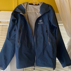 Arc’teryx Windbreaker
